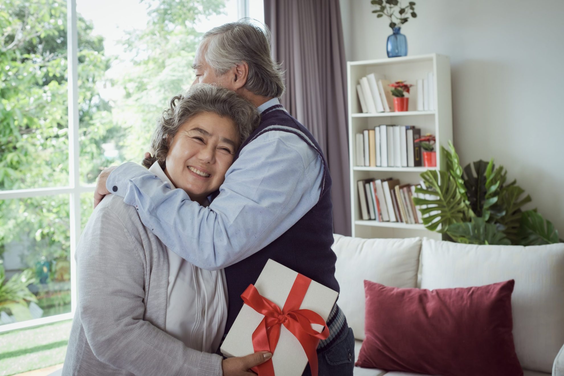 Top Comfort and Healing Presents for Loved Ones