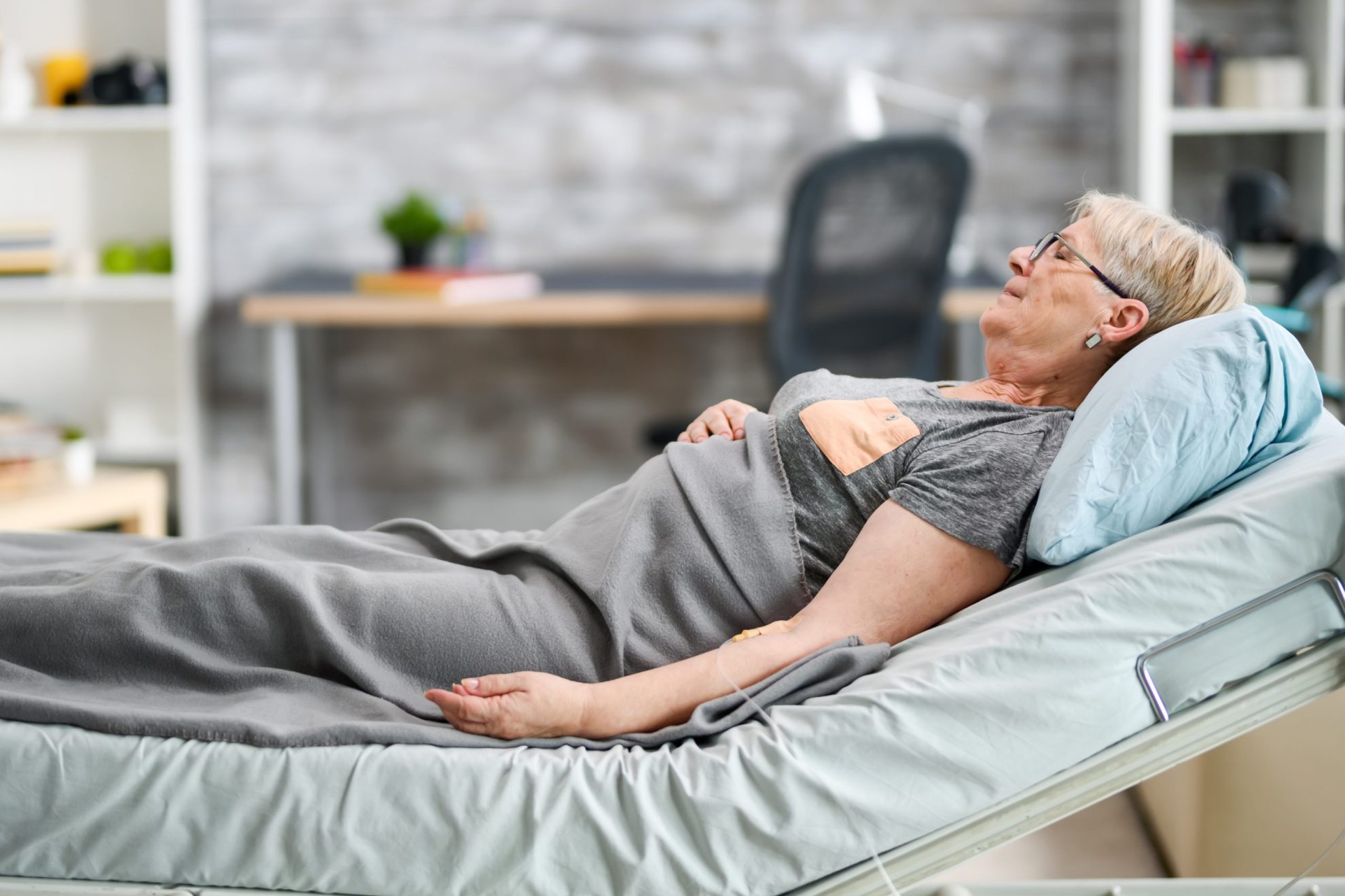 Top Cozy Recovery Blankets for Patients